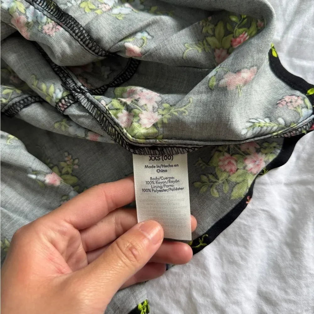 No Boundaries Black Floral Tiered Sundress – Women’s XXS Adjustable Straps - Picture 9 of 11